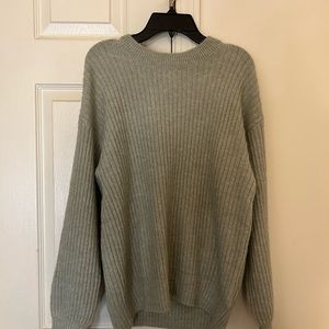 Knit sweater high neck